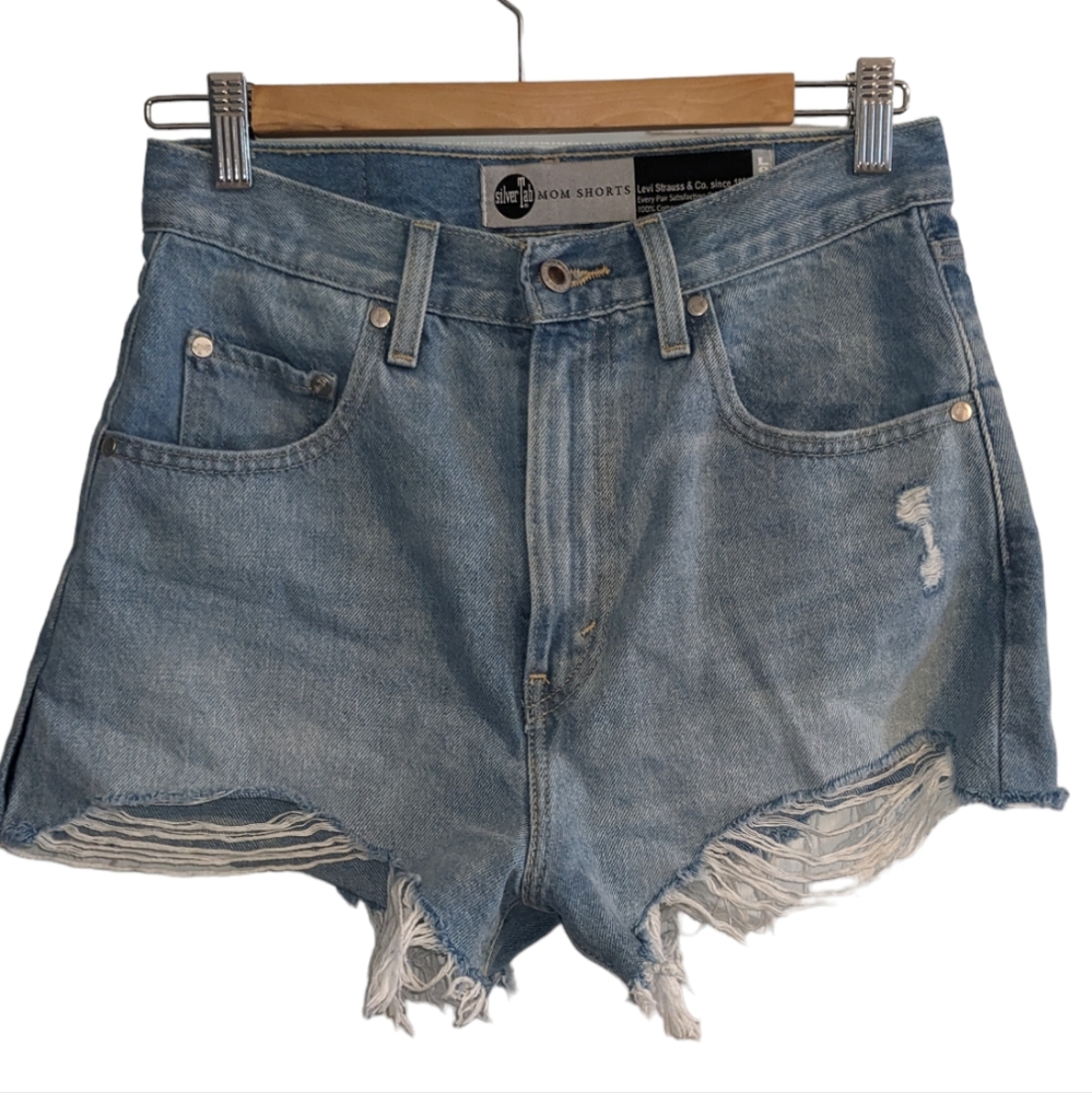 Levi Mom Shorts